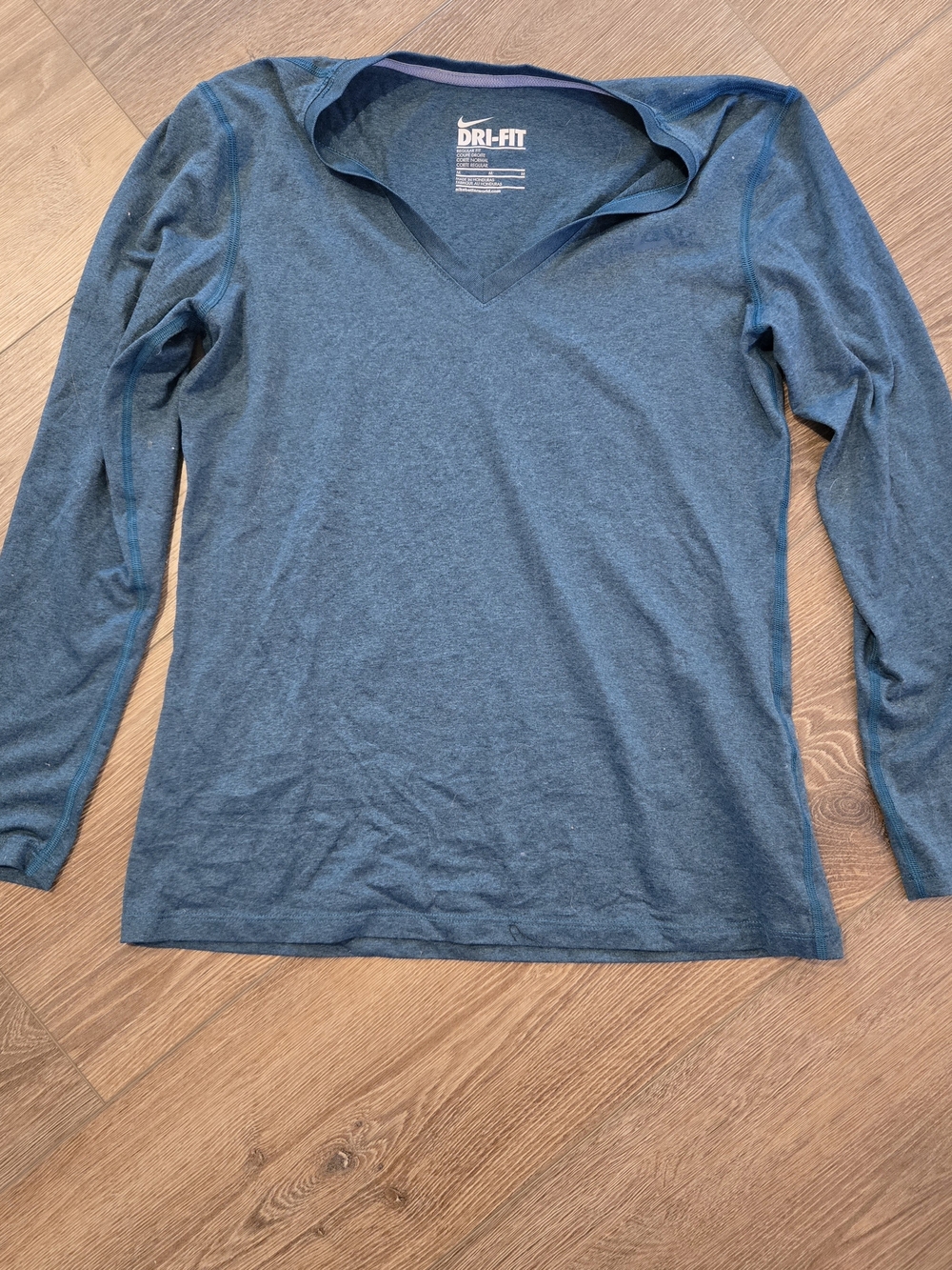 Nike Women's Teal V-Neck Long-Sleeve Dri-FIT Top
